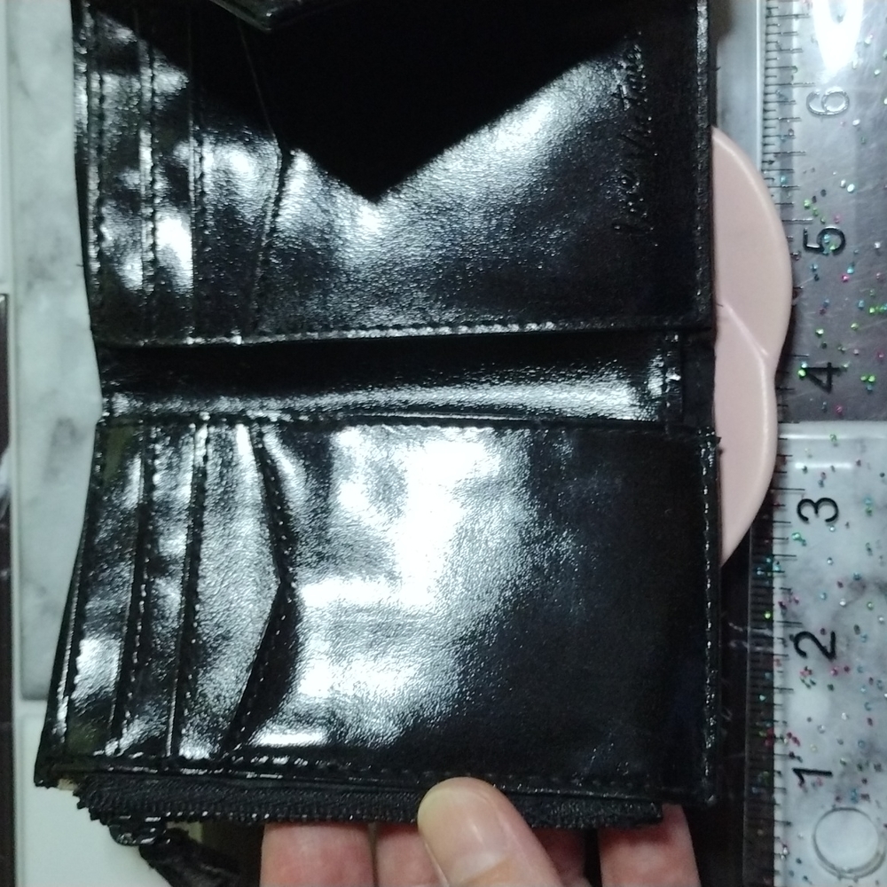Victoria's Secret Black Faux Patent Leather Quilted  Wallet NWT - Picture 8 of 13